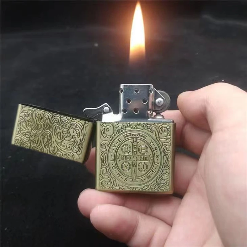 Lighter Insert Zippo - ZORRO übergroßes Kerosinfeuerzeug aus Metall, Persönlichkeit